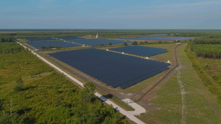 Vor allem Großanlagen werden in Frankreich gebaut. - © Baywa r.e.
 Vor allem Großanlagen werden in Frankreich gebaut.