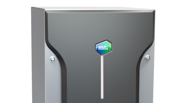 Solidpower bringt mit dem BG-15 den Nachfolger seiner Bluegen-Brennstoffzelle. - © Solidpower
 Solidpower bringt mit dem BG-15 den Nachfolger seiner Bluegen-Brennstoffzelle.