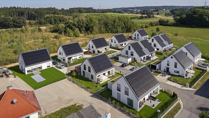 Seit einem Jahr sind die Häuser der Siedlung Hügelshart nun bewohnt. Wie sieht die Energiebilanz aus?