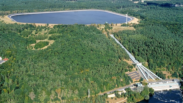 Vattenfall errichtet Solaranlagen an Pumpspeicherkraftwerken. - © Vattenfall
 Vattenfall errichtet Solaranlagen an Pumpspeicherkraftwerken.