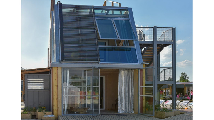 Das Gebäude der Studenten aus Lille ist ein Konzeptvorschlag für die Sanierung von kleinen Häusern in Nordwesteuropa. - © Solar Decathlon Europe 2019
