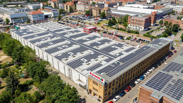 1,6 Megawatt Photovoltaikleistung auf einem Dach: Rekord für Leipzig? - © CG Gruppe AG / Tom Züfle
