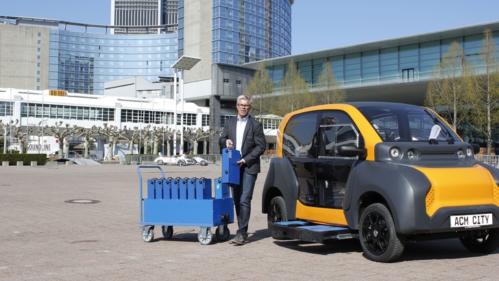Dieses Elektrofahrzeug wiegt nur 650 Kilogramm. - © ACM/Micha Burkhardt
 Dieses Elektrofahrzeug wiegt nur 650 Kilogramm.