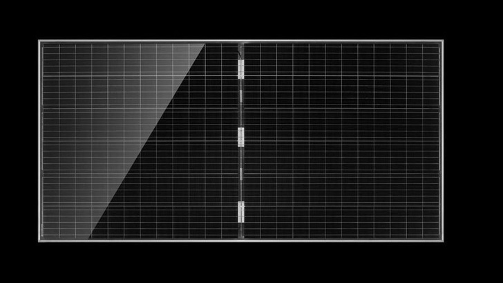 Das Modul Swan Bifacial HC 72M von Jinko Solar. - © Jinko Solar
