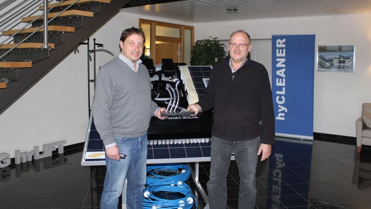 Andreas Grochowiak (links) ist Geschäftsführender Gesellschafter TG Hylift GmbH in Gronau. Rechts: Alfons Thihatmer, gleichfalls Geschäftsführender Gesellschafter.