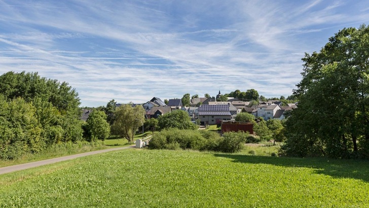 Die Rostocker JES AG will Solarparks ohne EEG-Förderung errichten. - © Energieagentur Rheinland-Pfalz
 Die Rostocker JES AG will Solarparks ohne EEG-Förderung errichten.