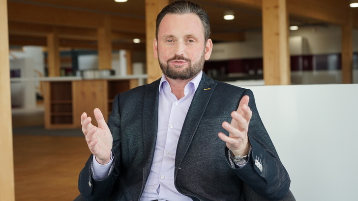 Björn Broda verantwortet bei der Juwi Gruppe die Strategie und Geschäftsentwicklung.