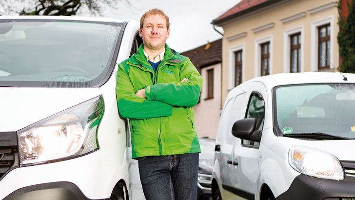 Till Küken, Geschäftsfüher des Grenzläufer e.V. im brandenburgischen Mittenwalde, verwaltet insgesamt 30 Fahrzeuge mit Vimcar.