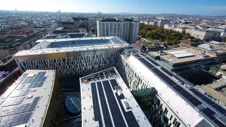 Bürgersolarkraftwerk auf den Dächern von Wien. - © Wien Energie
