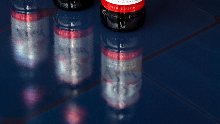 In Zukunft wird der Brauereikonzern Anheuser-Busch nur noch mit Strom aus Solarmodulen brauen.