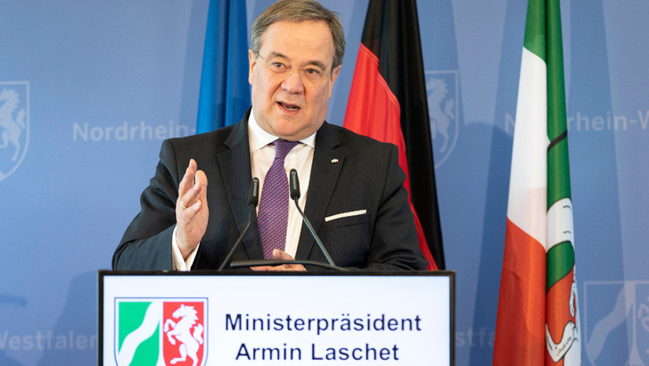 Armin Laschet (CDU), Ministerpräsident von Nordrhein-Westfalen, ohne Narrenkappe.