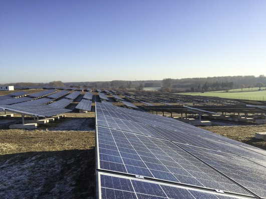 Solarparks auf dem Freiland für kommunale Abnehmer sind ein Schwerpunkt von Rheinland Solar.﻿