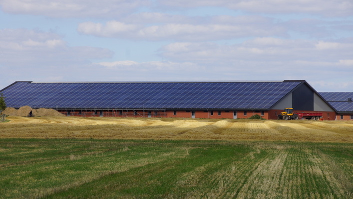 Die Photovoltaik ist perfekt für die Stromversorgung von Landwirtschaftsbetrieben geeignet.