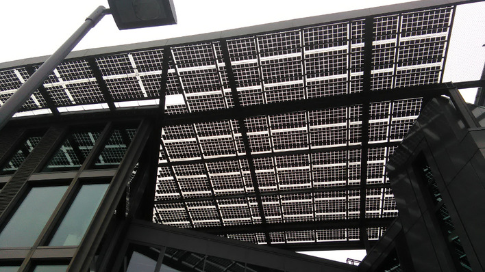 Die solare Architektur steht erst am Anfang. Der Schweizer Markt gilt derzeit als der größte Markt für BIPV in Europa.