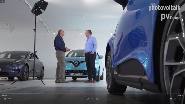 David Muggli von Priocar im Gespräch mit Heiko Schwarzburger, Chefredakteur der photovoltaik.