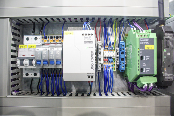 Phoenix Contact hat sich auf die Systemtechnik für Solarparks spezialisiert.
