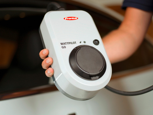 Der neue Wattpliot kommt erstaunlich kompakt daher.