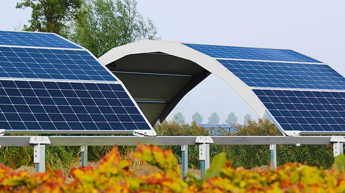 Produkt der Woche: die bogenförmig ausgeführte Unterkonstruktion von Goldbeck Solar.