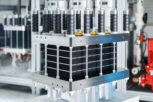 Das Elektrolyse-Stack S450.