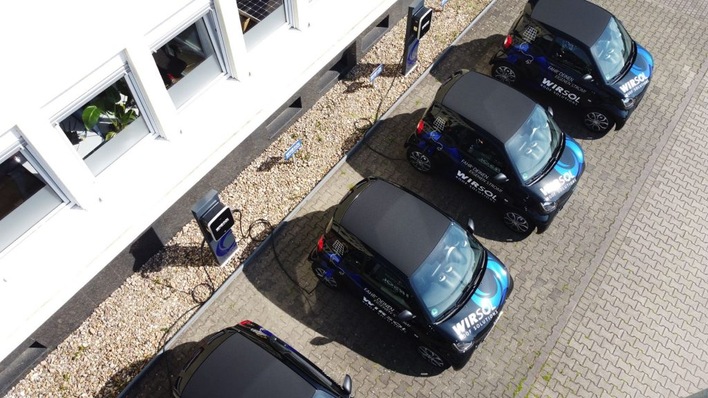 Mit dem Zuschuss wird die Kombination aus Photovoltaikanlage, Elektrofahrzeug und Wallbox noch attraktiver.