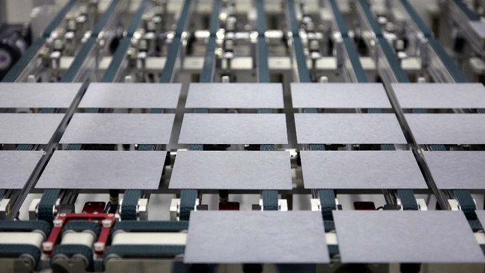 Fertigung von Solarmodulen bei Qcells in Korea. In Bitterfeld steht die Forschungsfabrik des Modulherstellers.