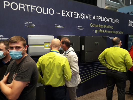 Auch auf der Intersolar in diesem Jahr hat Kostal das neue und erweiterte Produktportfolio gezeigt.