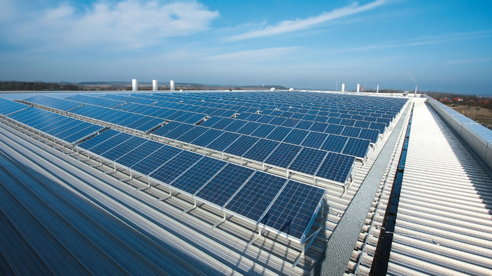 Zu wenige Projektiere nehmen mit ihren Solaranlagen an den Dachausschreibungen teil.
