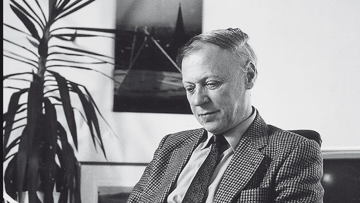 Prof. Dr. Adolf Goetzberger in seiner Zeit als Chef des Fraunhofer ISE.