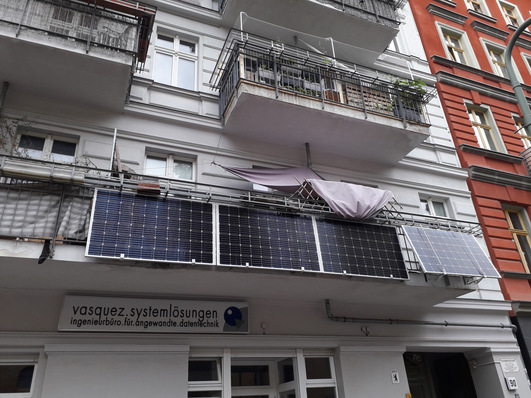 Immer häufiger zu sehen: Balkonmodule in den Städten, hier im Prenzlauer Berg in Berlin.