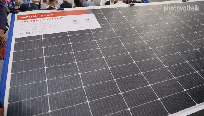 Dieses Leichtbaumodul von Sunman leistet 520 Watt.