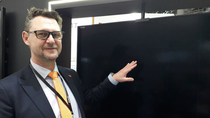  Bernhard Weber stellt das neue ABC-Modul von Aiko Solar vor.