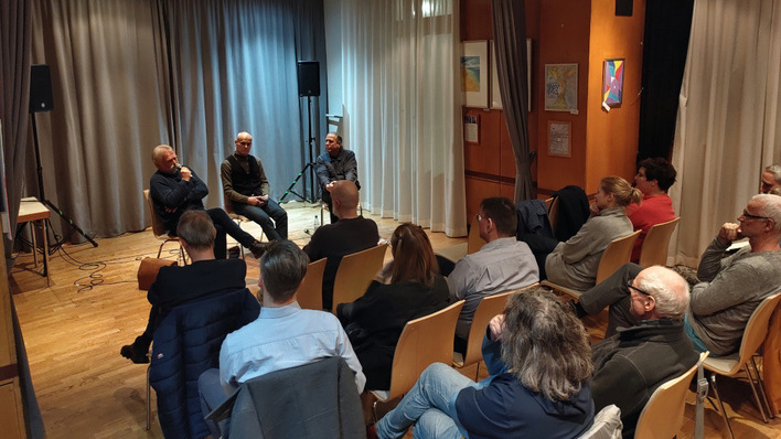  Der mondäne Saal im Leipziger Budde-Haus war bis auf den letzten Platz gefüllt.