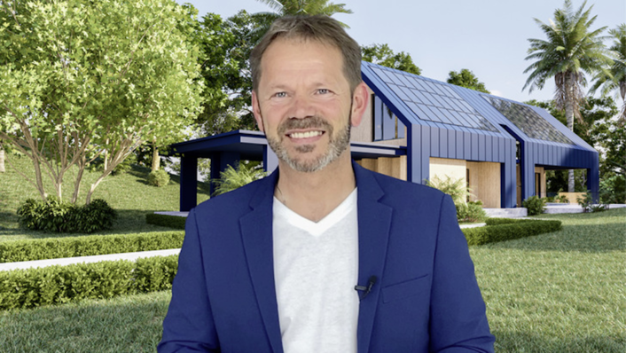  Michael Zimmermann ist Dachdeckermeister und Sachverständiger für Photovoltaik. Im ZVDH ist er zuständig für Fachtechnik und Digitalisierung.