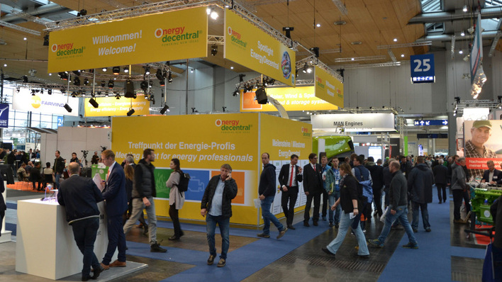 Auf der Energy Decentral trifft die Photovoltaik- und Speicherbranche direkt auf die Landwirte.