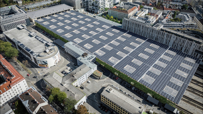 Nach der Sanierung wird der Wiener Westbahnhof über zwei Megawatt Solarstromleistung tragen.