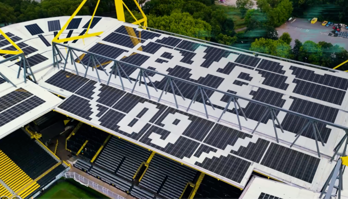 Das BVB-Logo im Solarfeld.