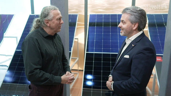 Deutschlandchef Engin Yaman (rechts) stand uns Rede und Antwort.