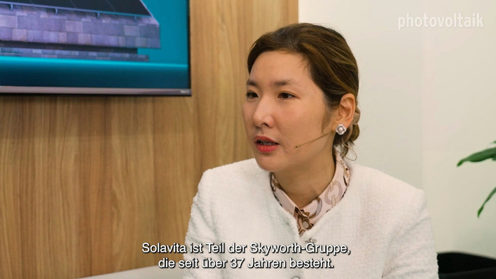 Wanfei Qu erläutert die Innovationen von Solavita.