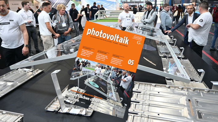 Das neue Heft widmet sich der Montagetechnik und Neuheiten von der Intersolar.