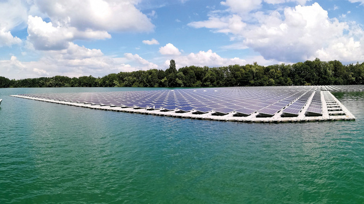 Es sind vor allem solche Anlagen auf bestehenden oder ehemaligen Industriegewässern, die die Floating-PV zu einer nachhaltigen Lösung machen.