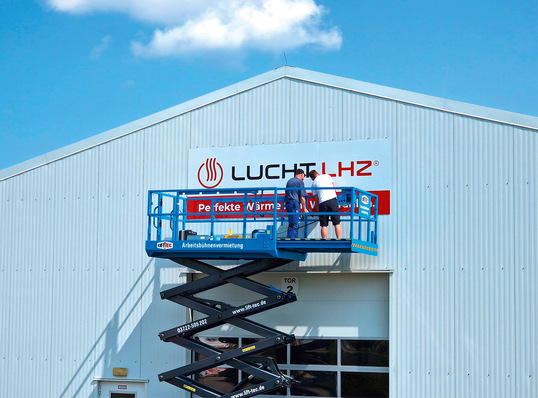 Kürzlich wurde ein benachbartes Gebäude übernommen, um das Werk in Burgstädt auszubauen.