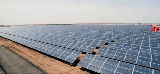 © Foto: gujaratsolarpark.com
