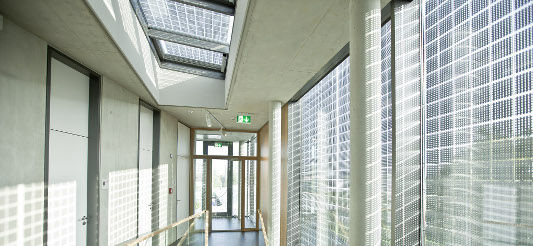 Die gebäuseintegrierte Photovoltaik war eines der Filetstücke bei Sunways. Nachdem dieses herausgeschnitten wurde, wird in der Zell- und Modulproduktion bald das Licht ausgehen.