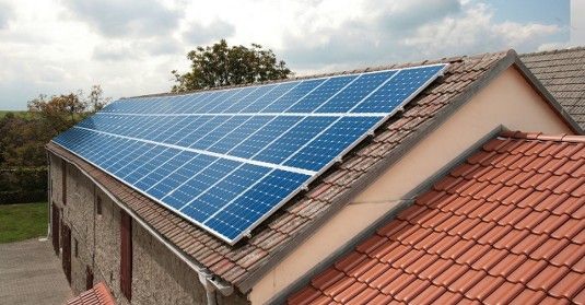 Defekte Module, alte Wechselrichter, falsche Verkabelung: Für eine Optimierung der Anlage gibt es durchaus gute Gründe.