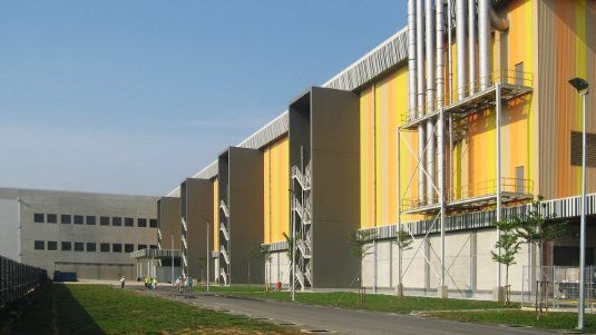 Dem Hanwha-Q-Cells-Standort im sachsen-anhaltinischen Thalheim kommen die Kostenvorteile nicht zugute. Denn Hanwha Q-Cells wird die gesamte Produktion nach Asien auslagern.