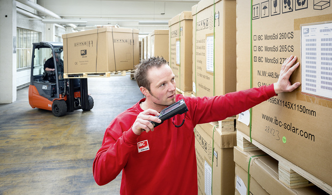 



Lieferfähigkeit ist Trumpf: Um Bestellungen schnell zu bearbeiten, verfügt IBC über mehrere Lieferzentren.
