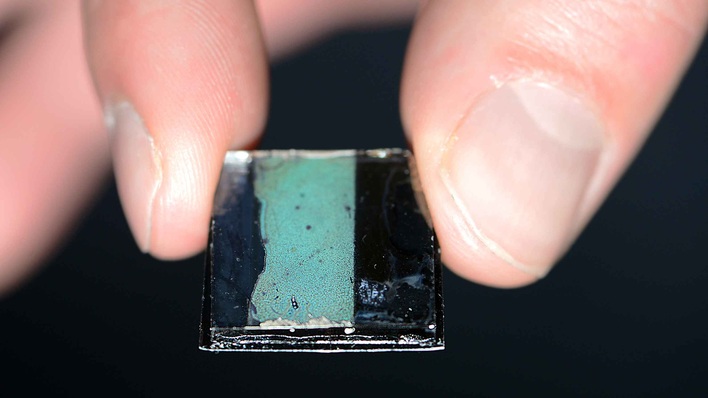 Material für eine kleine, leichte und flexible Solarzelle.