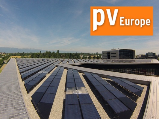 Solarfeld mit 22,8 Megawatt Leistung in der Schweiz, errichtet mit dem Lambda-System von Mounting Systems.