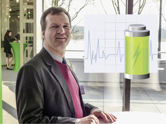 
Professor Sauer ist auch Konferenzleiter der internationalen Speichermesse IRES, die in diesem Jahr in Düsseldorf tagte.



