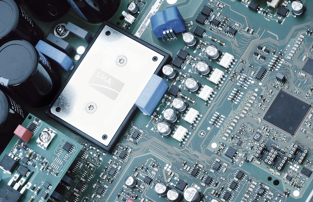 Es geht immer noch schlanker: eine Leiterplatte im Wechselrichter von SMA.